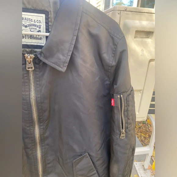 Levi’s Men's Water Resistant Flight Black Bomber Jacket Size Medium - Picture 3 of 8